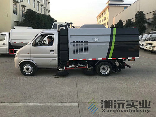 常德湘沅實(shí)業(yè)有限公司,常德垂直垃圾壓縮站,地埋式垃圾壓縮站,電動(dòng)人力斗車(chē),電動(dòng)三輪高壓清運車(chē),電動(dòng)助力拉車(chē)